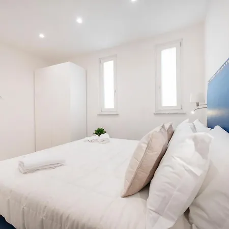 Divo - Spanish Steps * Roma