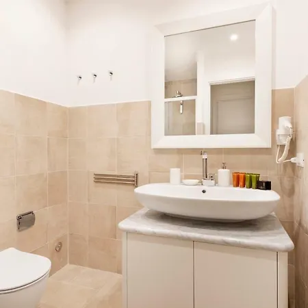 Divo - Spanish Steps Apartment