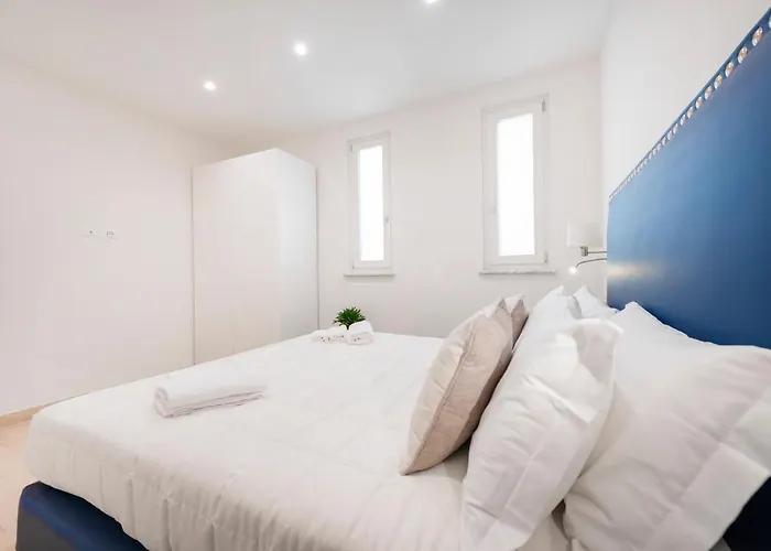 Divo - Spanish Steps * Roma