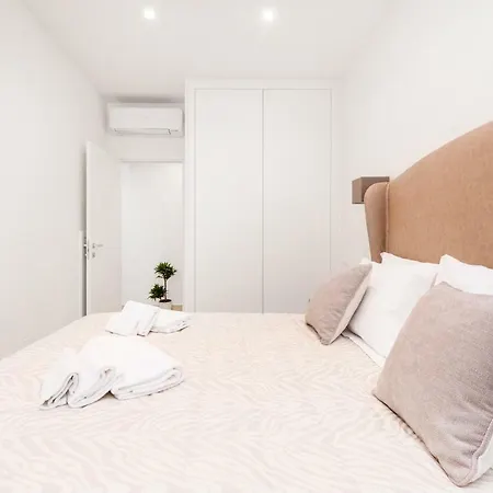 Apartman Divo - Spanish Steps *